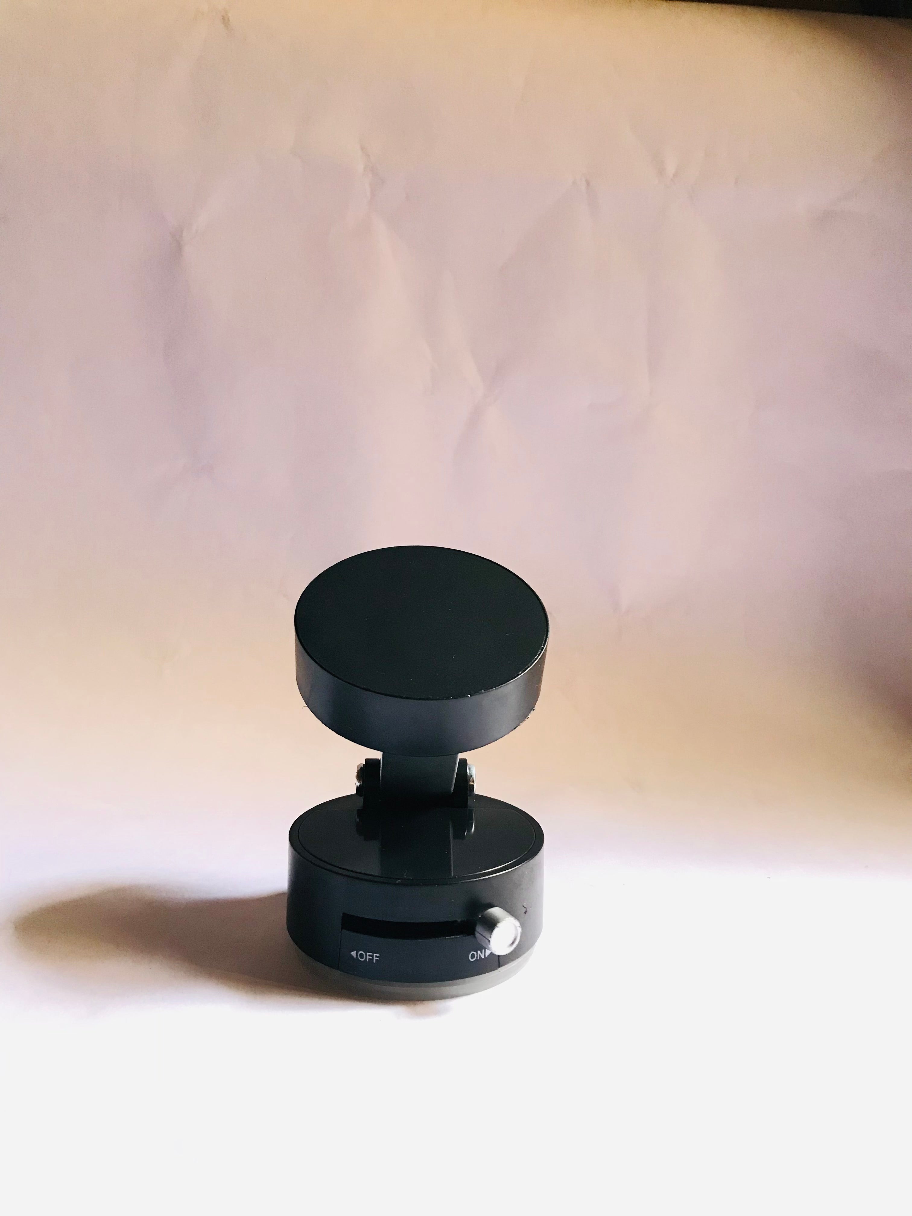 A2 Magnetic Car & Desk Phone Holder – Foldable 360° Suction Stand