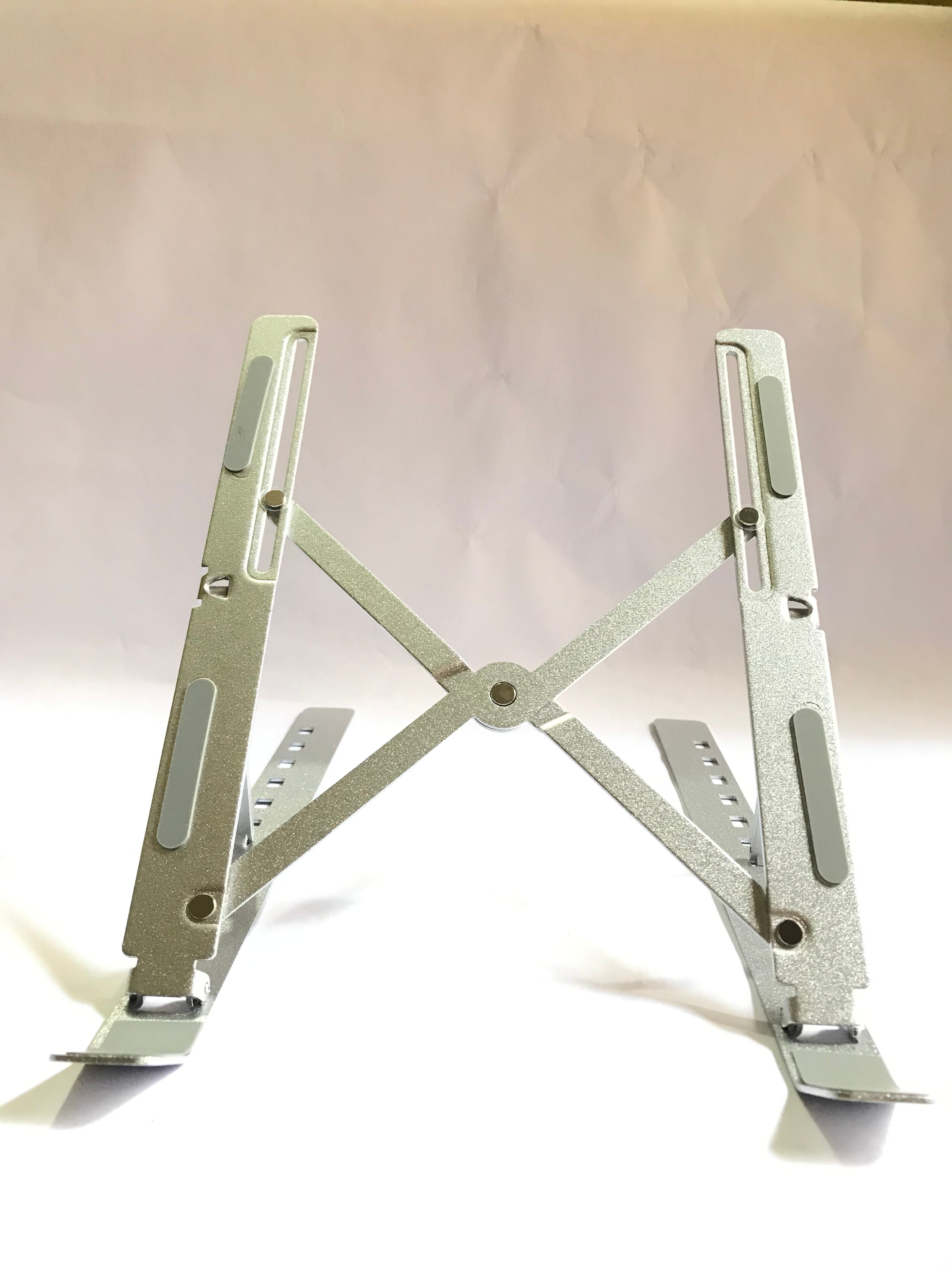 Portable Metal Laptop Stand – Foldable & Height-Adjustable Ergonomic Riser