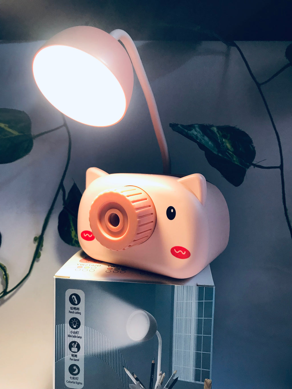 Portable Kids Desk Lamp with Sharpener – Cute Pink LED Night & Study Light