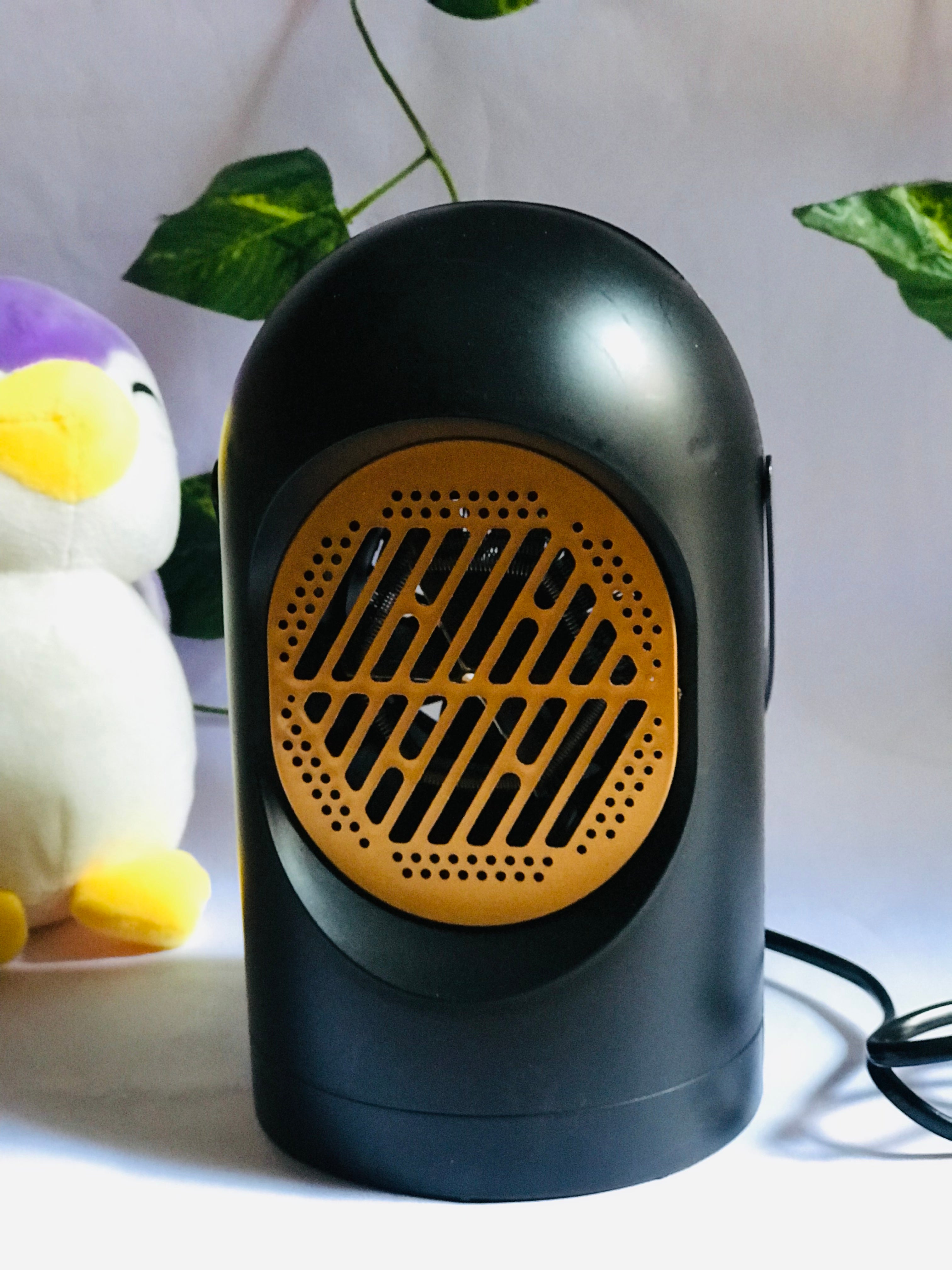 Mini Portable Electric Heater – Instant Warmth for Home & Office